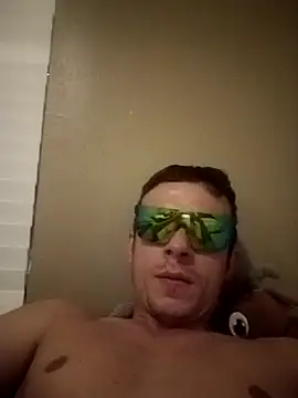 Snapshot of thebest20000 chatting on 03-09-25, 02:29 thebest20000 online show from 03-09-25, 02:29