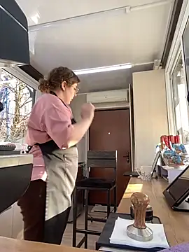 cinnabon  online show from 01-28-25, 12:00