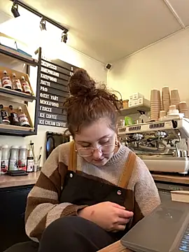 cinnabon  online show from 11-15-25, 09:50