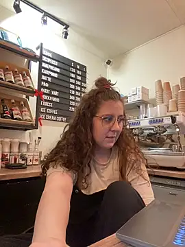 cinnabon  online show from 12-22-25, 01:52