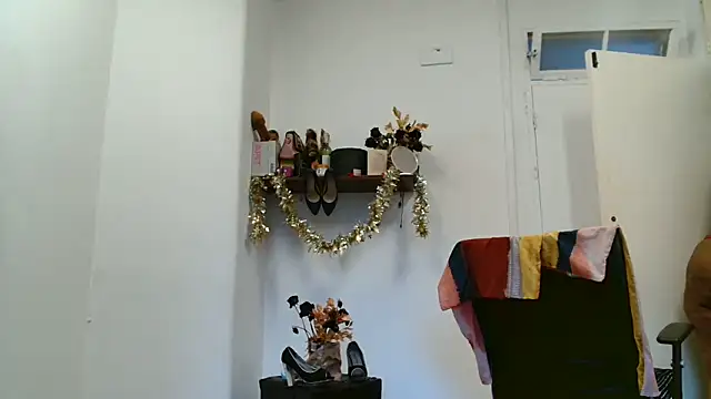 Snapshot of xTALLSEXYBUMx chatting on 11-26-25, 04:46 xTALLSEXYBUMx online show from 11-26-25, 04:46