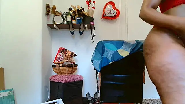 Snapshot of xTALLSEXYBUMx chatting on 03-15-26, 09:48 xTALLSEXYBUMx online show from 03-15-26, 09:48