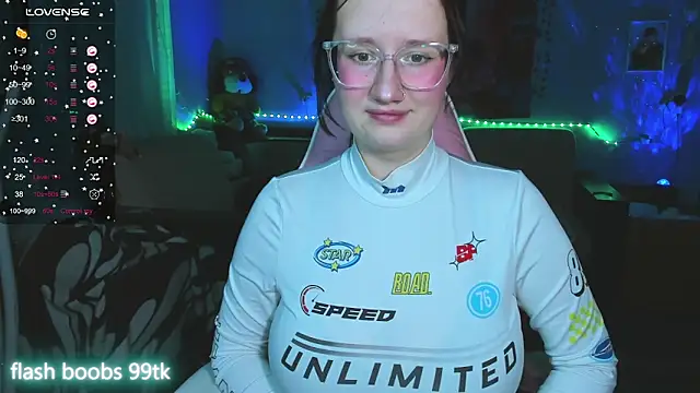 Snapshot of KrisTyBooBsin chatting on 01-07-25, 12:20 KrisTyBooBsin online show from 01-07-25, 12:20