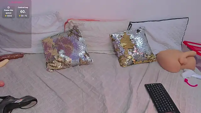 Snapshot of cookplleaser chatting on 11-12-25, 11:21 cookplleaser online show from 11-12-25, 11:21