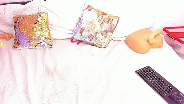 Snapshot of cookplleaser chatting on 01-07-26, 12:07 cookplleaser online show from 01-07-26, 12:07