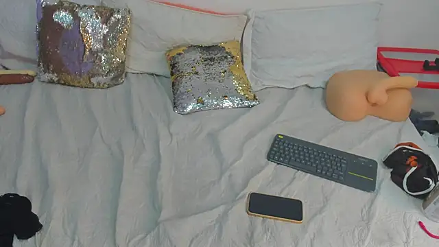 Snapshot of cookplleaser chatting on 02-05-26, 11:26 cookplleaser online show from 02-05-26, 11:26