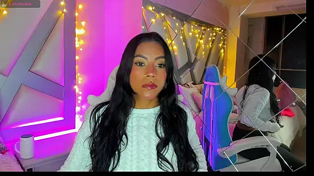 Amber villalobos  online show from 02-15-25, 04:03