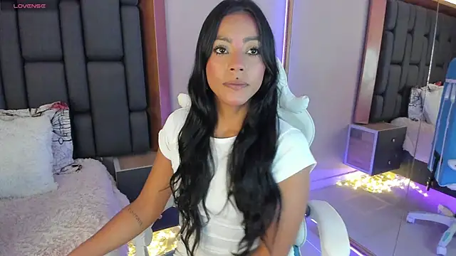 Amber villalobos  online show from 02-22-25, 04:51