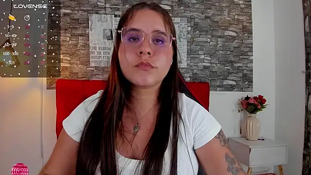 Snapshot of April1_sc chatting on 03-05-25, 11:38 April1 sc online show from 03-05-25, 11:38