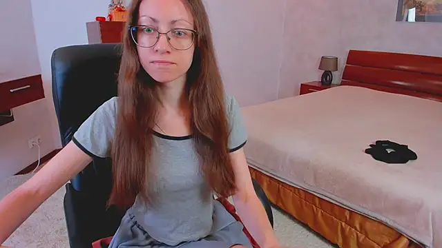 Pantyhose Mila online show from 10-26-25, 08:04