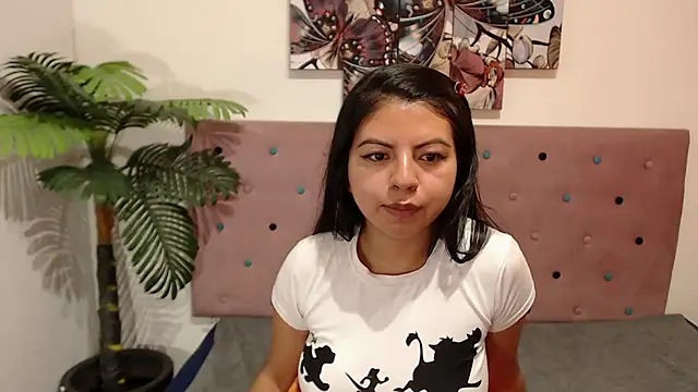 CarolineBrunx online show from 03-05-25, 01:50