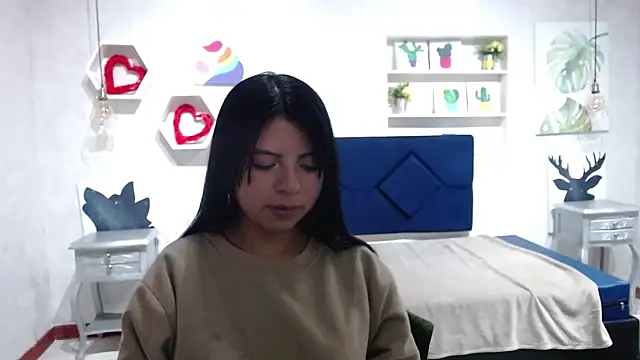 CarolineBrunx online show from 09-26-25, 05:33