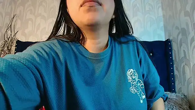 CarolineBrunx online show from 02-08-26, 06:06