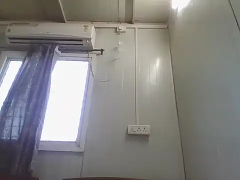 Ishan003 online show from 02-22-25, 09:56