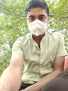 Ishan003 online show from 04-28-26, 02:49