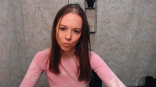 Snapshot of GloriaSi_ chatting on 02-13-25, 10:34 GloriaSi online show from 02-13-25, 10:34