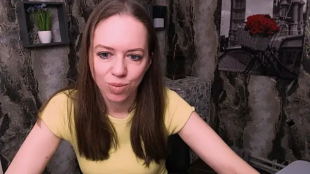 Snapshot of GloriaSi_ chatting on 03-23-25, 07:53 GloriaSi online show from 03-23-25, 07:53