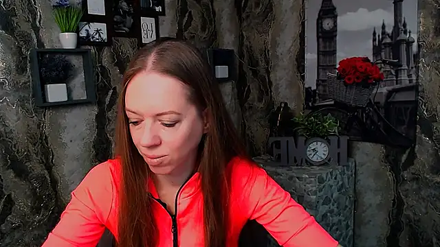 Snapshot of GloriaSi_ chatting on 10-24-25, 05:59 GloriaSi online show from 10-24-25, 05:59