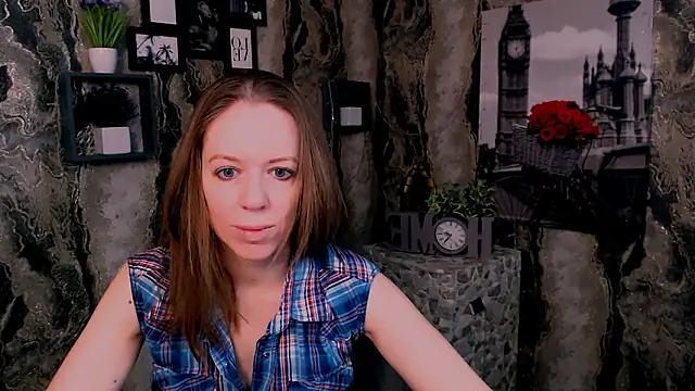 Snapshot of GloriaSi_ chatting on 02-20-26, 05:48 GloriaSi online show from 02-20-26, 05:48