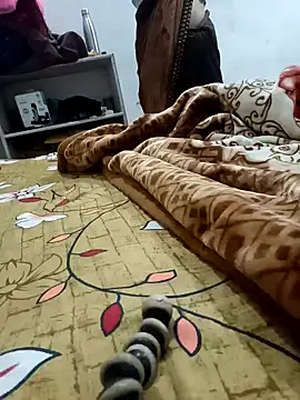 Snapshot of Bhabhi_desi12 chatting on 03-04-25, 05:24 Bhabhi desi12 online show from 03-04-25, 05:24