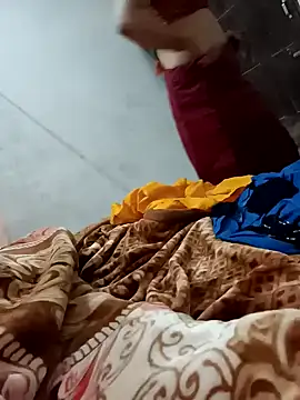 Snapshot of Bhabhi_desi12 chatting on 03-05-25, 01:52 Bhabhi desi12 online show from 03-05-25, 01:52