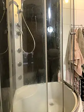 Snapshot of Yanacool007 chatting on 10-02-25, 08:16 Yanacool007 online show from 10-02-25, 08:16