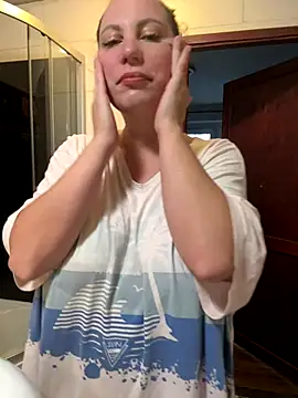 Snapshot of Yanacool007 chatting on 11-03-25, 08:48 Yanacool007 online show from 11-03-25, 08:48