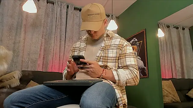 Jake Tylerr  online show from 11-18-25, 08:02