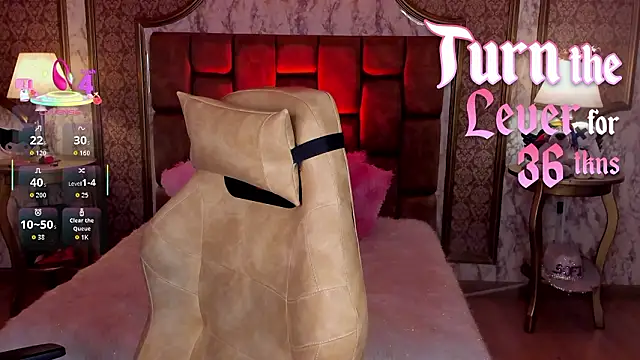 SoffiQueen online show from 01-19-26, 01:59