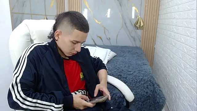JackSwan18 online show from 06-28-26, 01:28