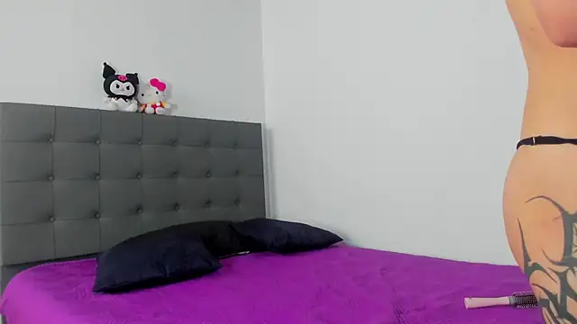 Snapshot of petty_effy chatting on 01-15-25, 05:58 petty effy online show from 01-15-25, 05:58