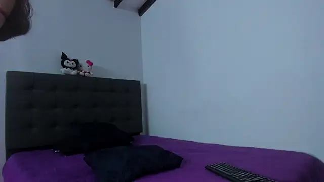 Snapshot of petty_effy chatting on 01-18-25, 12:24 petty effy online show from 01-18-25, 12:24