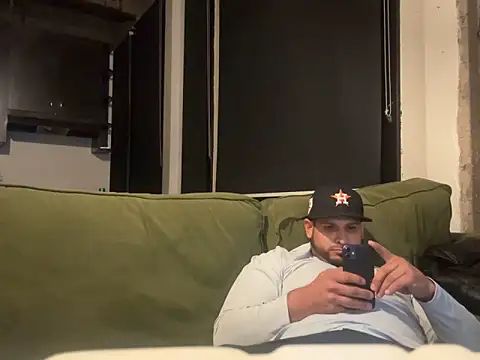 Insaneskillzz69 online show from 03-07-25, 01:07