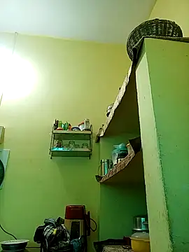 heenage online show from 02-17-25, 07:47