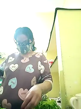 Snapshot of heenage chatting on 11-09-25, 02:37 heenage online show from 11-09-25, 02:37