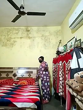 Snapshot of heenage chatting on 01-09-26, 04:37 heenage online show from 01-09-26, 04:37