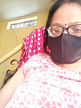 Snapshot of heenage chatting on 02-08-26, 09:13 heenage online show from 02-08-26, 09:13