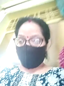 Snapshot of heenage chatting on 02-10-26, 04:27 heenage online show from 02-10-26, 04:27