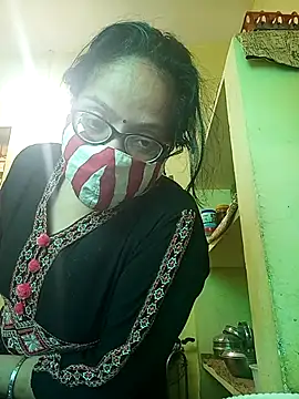 Snapshot of heenage chatting on 03-11-26, 09:15 heenage online show from 03-11-26, 09:15