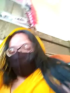 Snapshot of heenage chatting on 03-27-26, 09:32 heenage online show from 03-27-26, 09:32