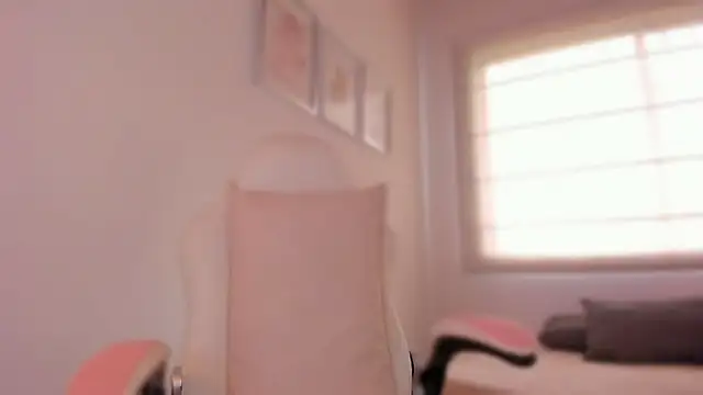 valeriaU online show from 10-20-25, 02:50