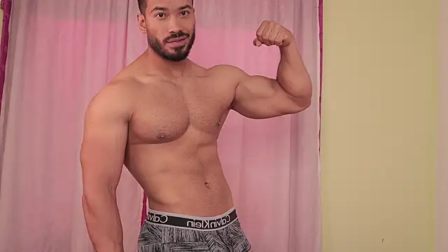Snapshot of freddsexxx chatting on 01-30-25, 02:47 freddsexxx online show from 01-30-25, 02:47