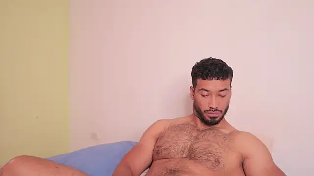 Snapshot of freddsexxx chatting on 10-15-25, 01:44 freddsexxx online show from 10-15-25, 01:44