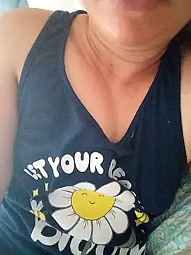 Snapshot of lettygreco chatting on 01-11-26, 12:10 lettygreco online show from 01-11-26, 12:10