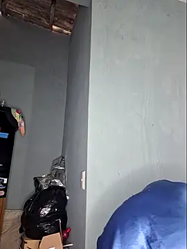 luuhcat09 online show from 12-16-25, 01:49