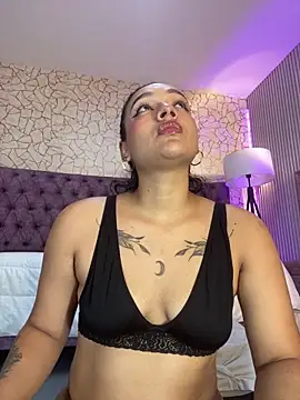 EMILYY FOXY online show from 06-28-26, 06:47