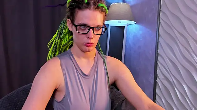 KIKI Krash online show from 09-20-25, 10:05