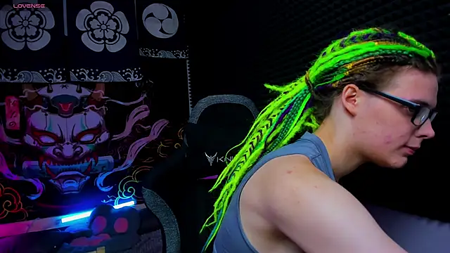 KIKI Krash online show from 09-21-25, 10:06