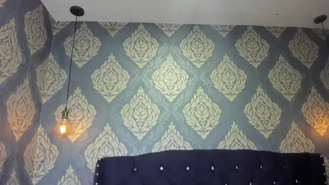 Sofiacowperx online show from 09-10-25, 02:28