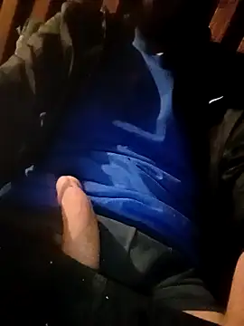 Snapshot of maroo544 chatting on 09-28-25, 01:33 maroo544 online show from 09-28-25, 01:33